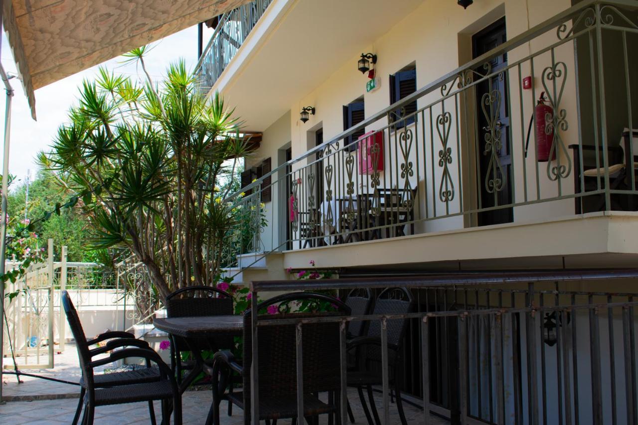 Theano Apartments Stoupa Ngoại thất bức ảnh