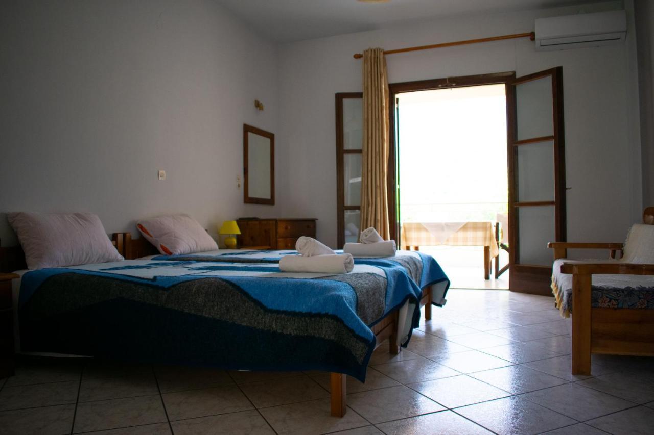 Theano Apartments Stoupa Ngoại thất bức ảnh